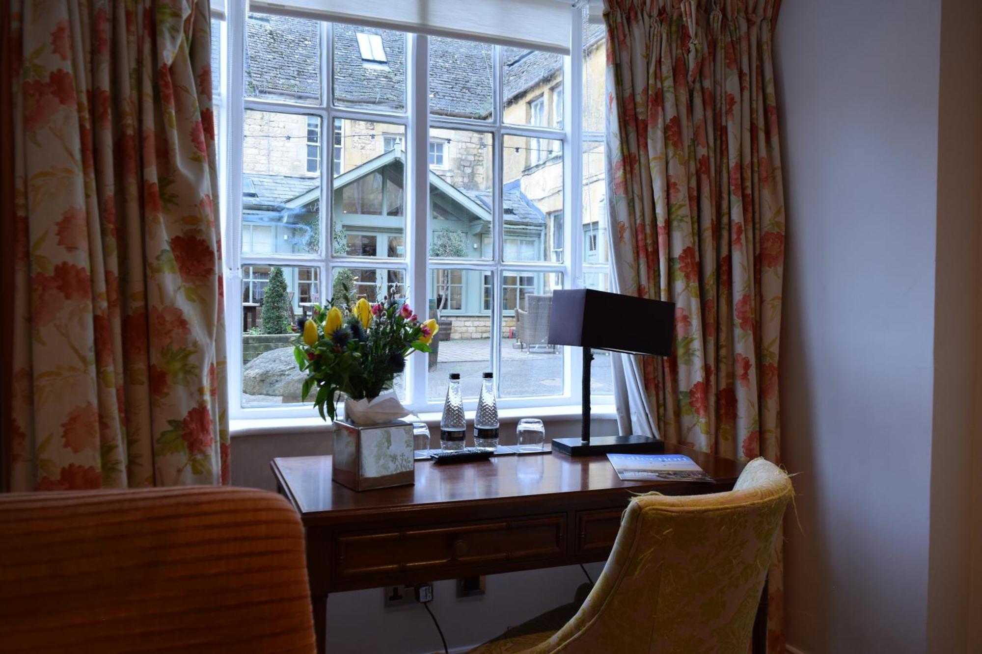 Noel Arms - "A Bespoke Hotel" Chipping Campden Exterior photo
